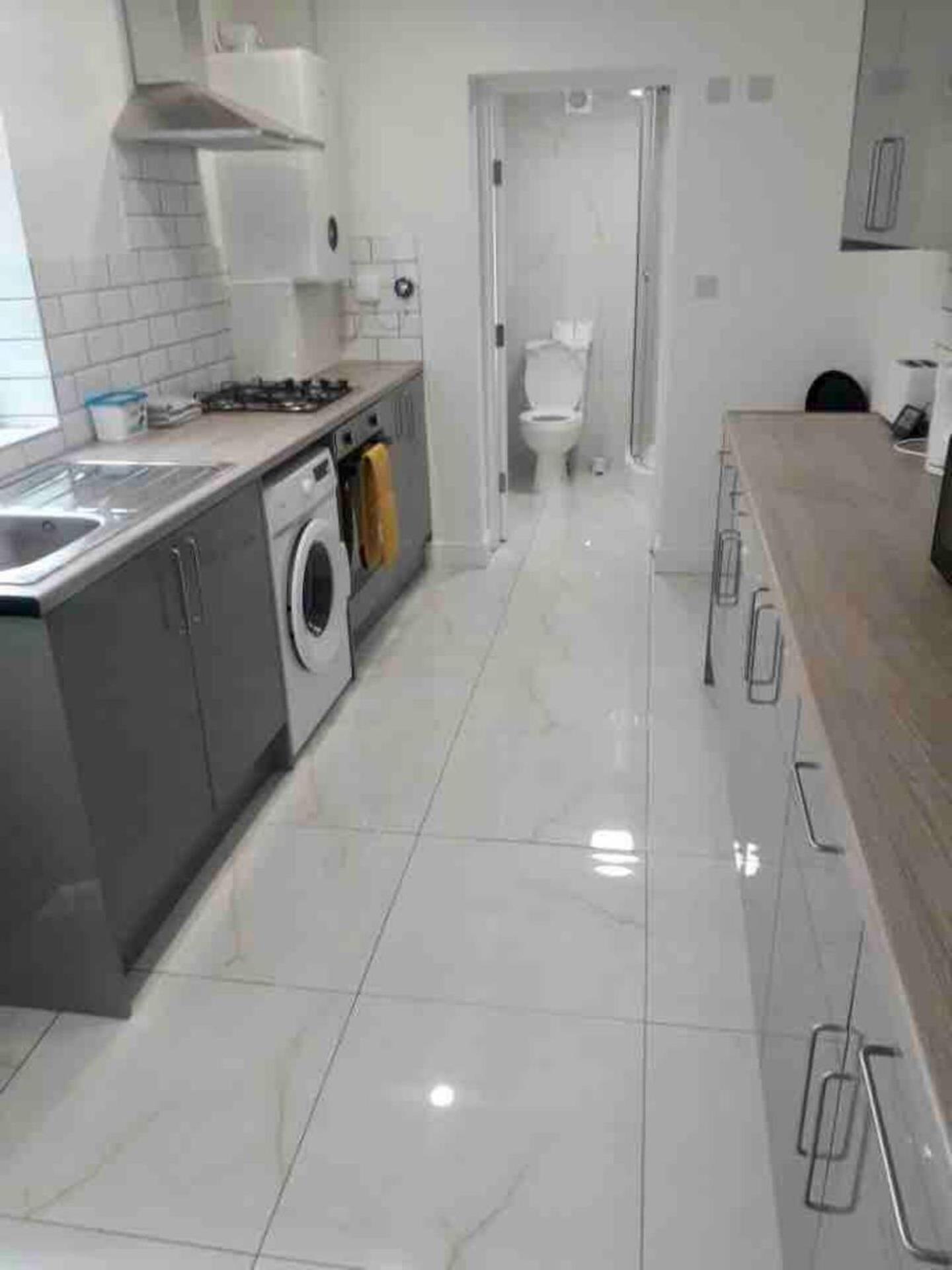 Catherine 5 Bedroom House 크루 외부 사진
